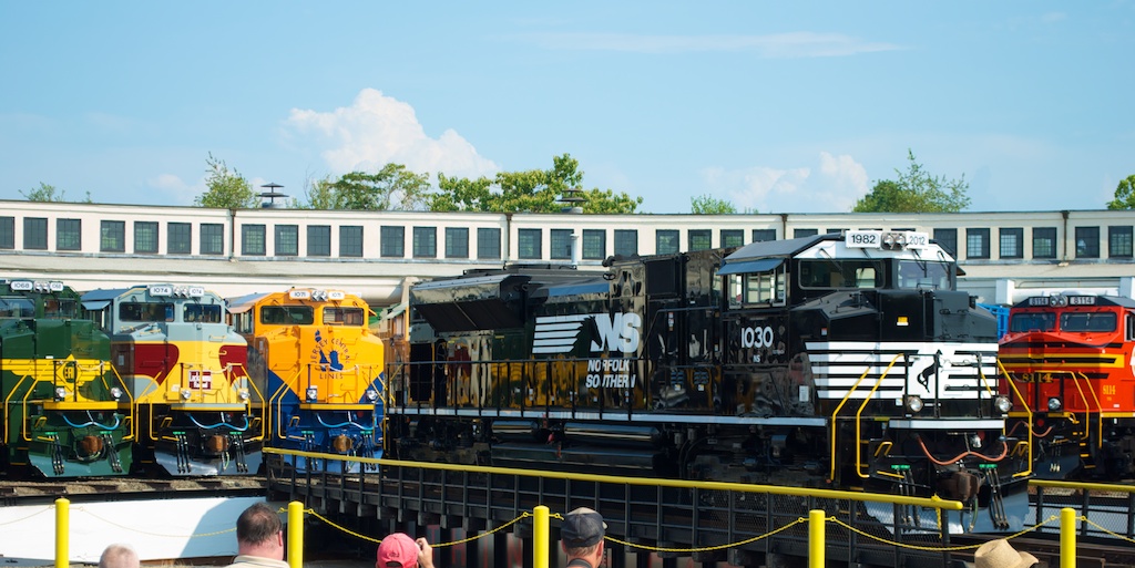 NS 1030 on the turntable